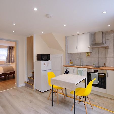 House With 3 Ensuite Bedrooms And A Private Garden Oxford Exterior photo