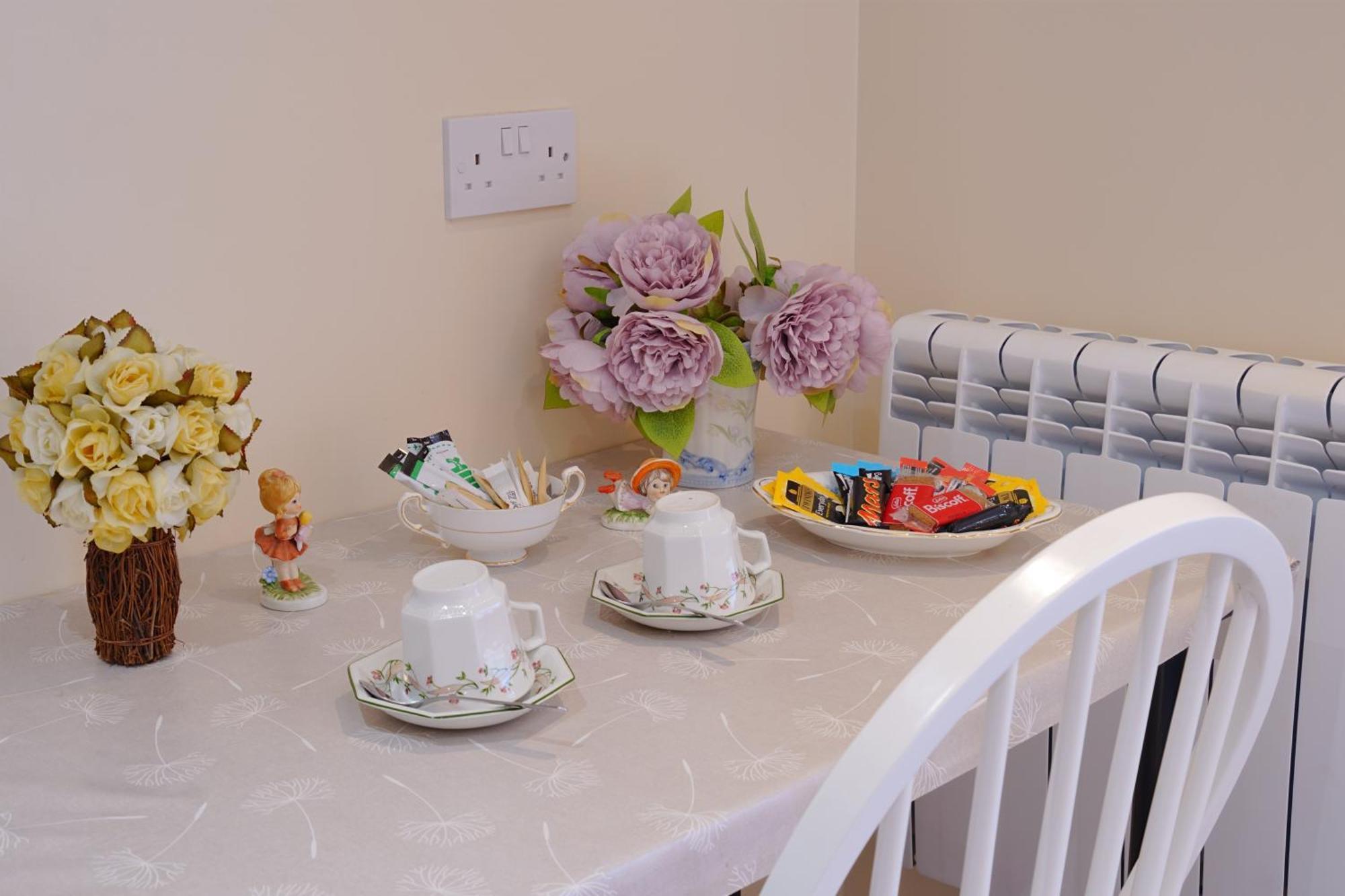 House With 3 Ensuite Bedrooms And A Private Garden Oxford Room photo